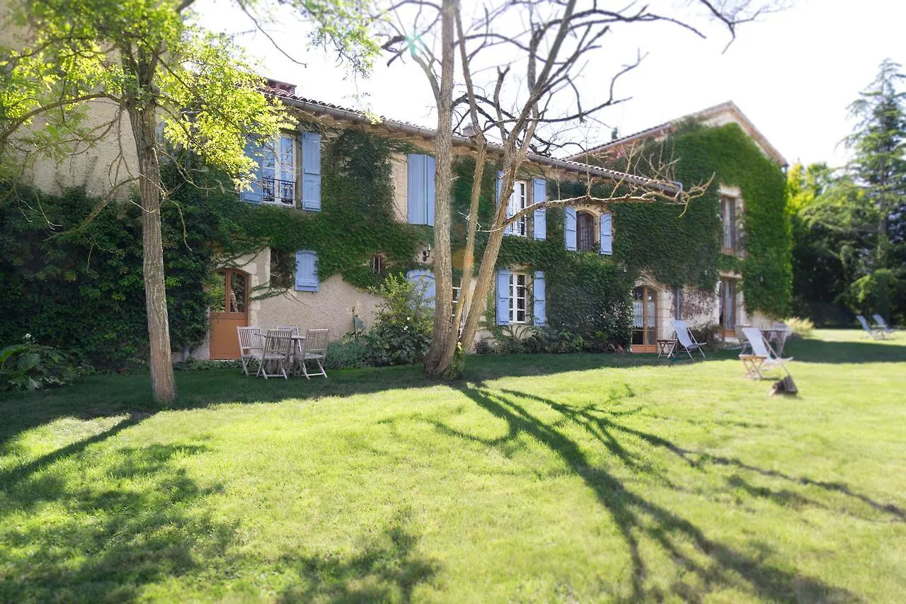 Maison Ardure Terraube Bed & Breakfast